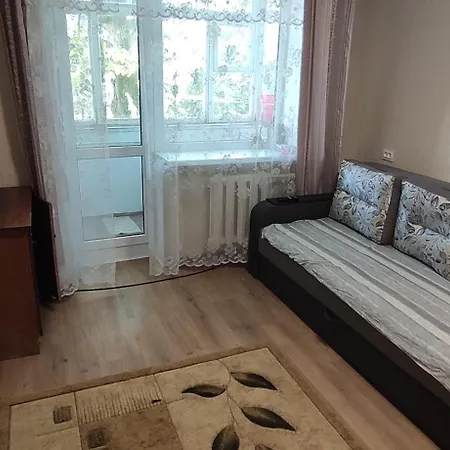 на шампанском *